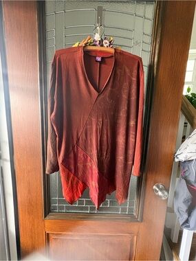 Asymmetrical V-Neck Tunic in Rust Orange by